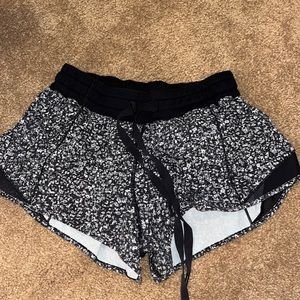 Hotty Hot Low-Rise Lined Short 2.5"